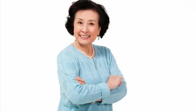 65岁母亲坦言：女儿5年的陪伴孝顺，让我的晚年过得痛苦不堪