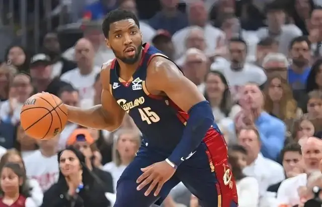 NBA｜米切尔提前顶薪续约骑士，詹姆斯还会回家乡效力吗？