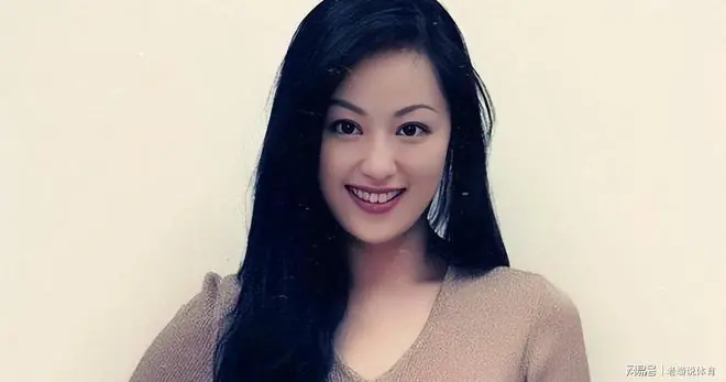 41岁仍拍三级片追求刺激？从亿万富豪再到烂片女王，她在追求啥