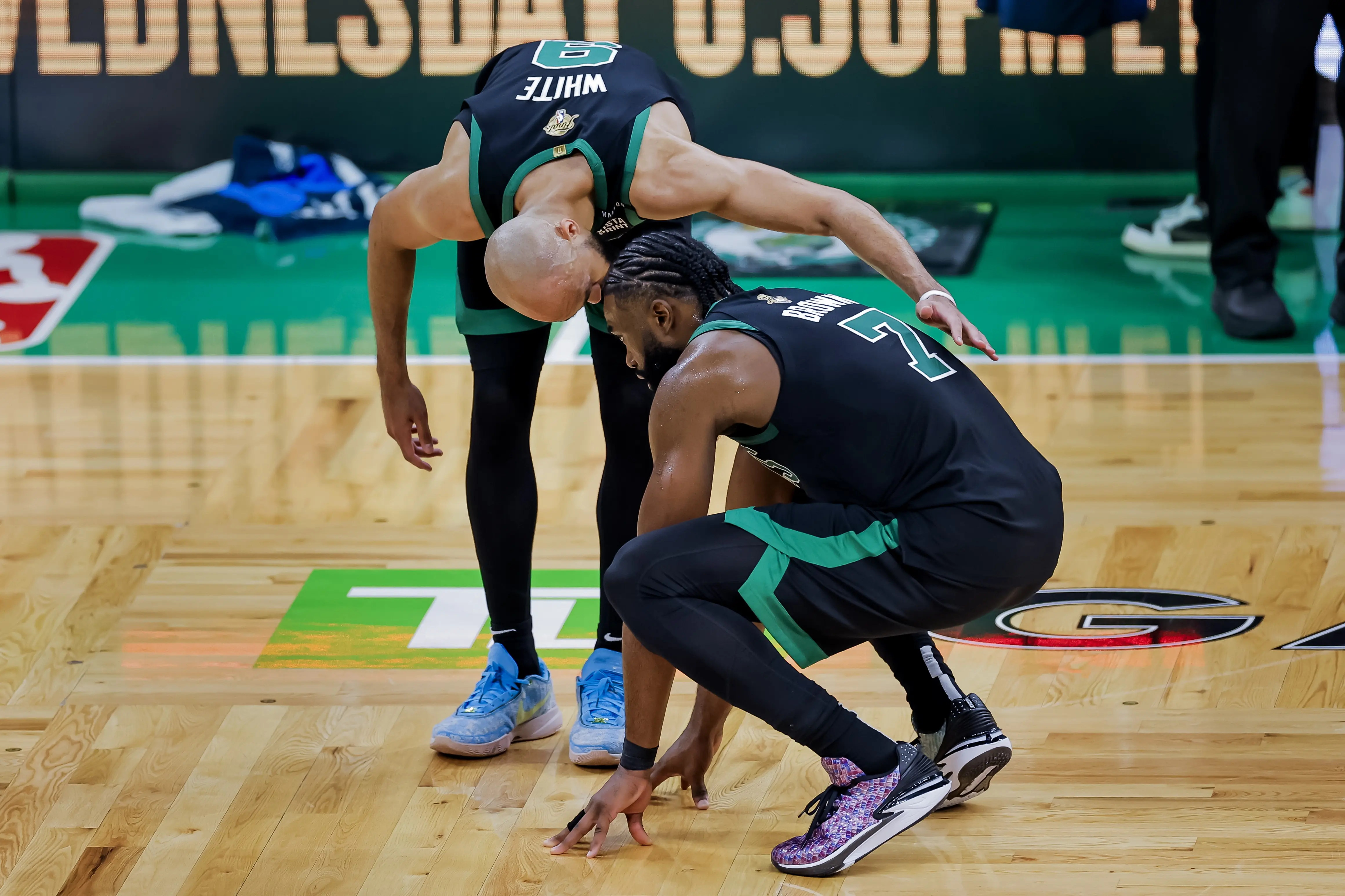 Windhorst：虽然布朗自诩赛季MVP 但绿军内部却认为怀特表现更佳