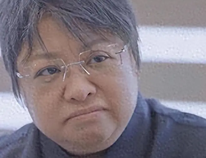 德不配位必有灾殃!央视换歌仅6天韩红再迎噩耗,孙浩揭内幕