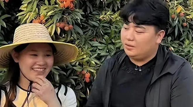 张家齐妈妈盖章认可!全进华松口坦白,两人真实关系终于藏不住了