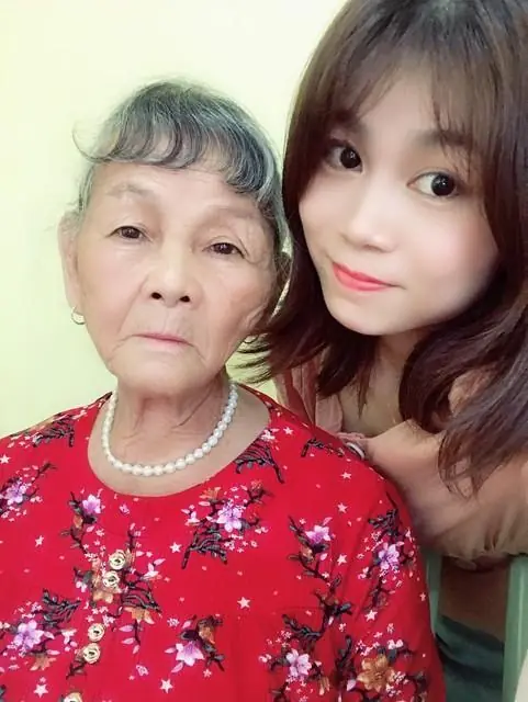 儿子打光棍29年愁坏继母她一咬牙：别找了，妈这儿就有现成的