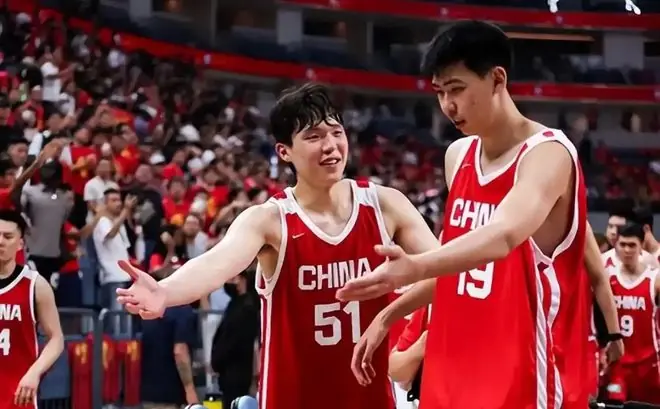 放弃NBA夏联只捞28秒出场！徐昕推迟报到，打响反抗固化集训第一枪