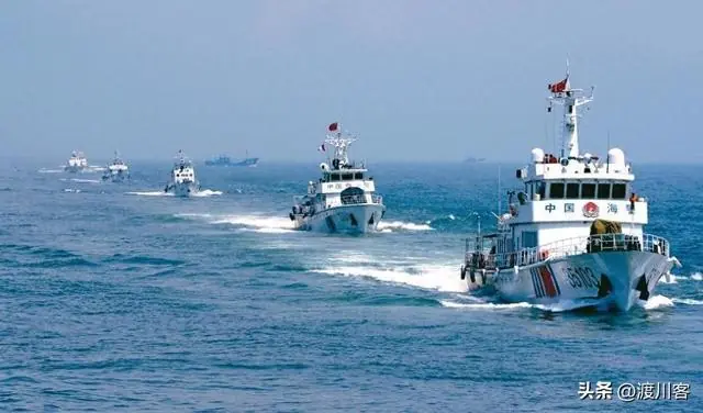 台海局势生变，中国舰艇越聚越多，岛内富商出逃，统一大势已定