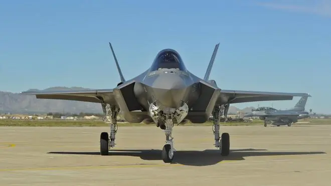 两个美国大兵用98美元，解决了F-35价值2000万的致命缺陷