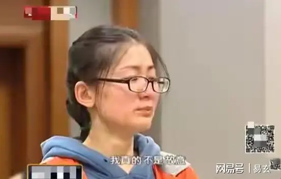 富豪女拒缴40元停车费，猛踩油门拖死收费员，其父狂言：我来摆平