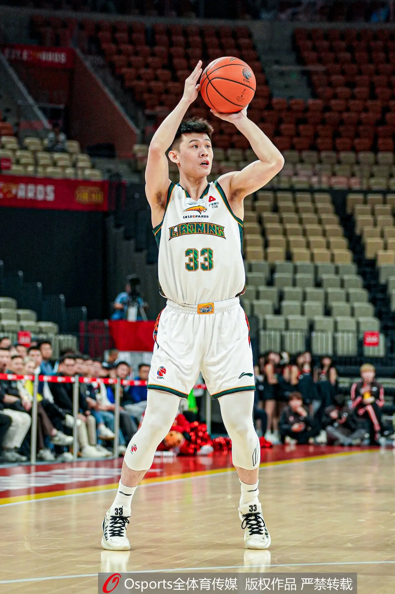 媒体人：山东有意引进王岚嵚 但要协调辽宁和同曦的关系 难度不小