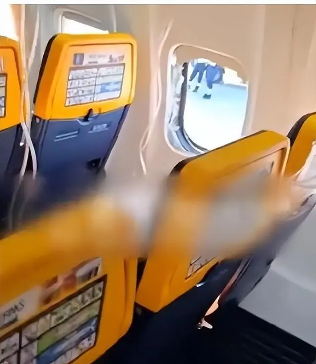 惊魂5分钟！爱尔兰瑞安航空客机飞行中舷窗炸裂，乘客头部被吸出，妻子拼死拉回