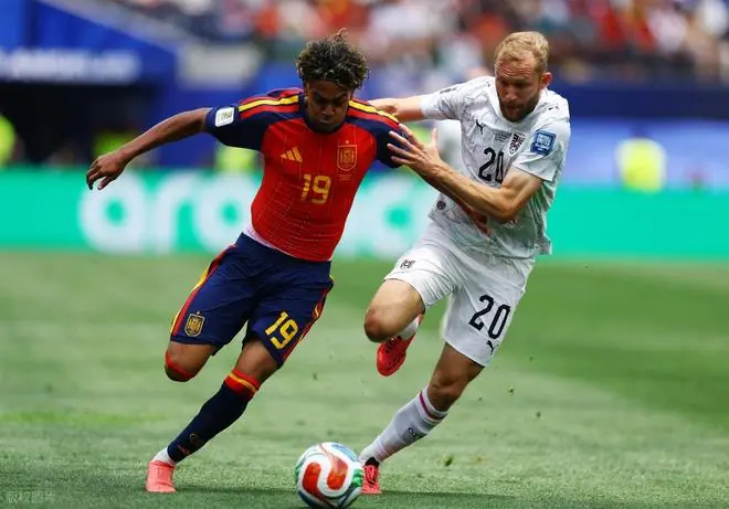 西班牙3-0奥地利，赛后评分：不是亚马尔第一，西班牙21号排第一