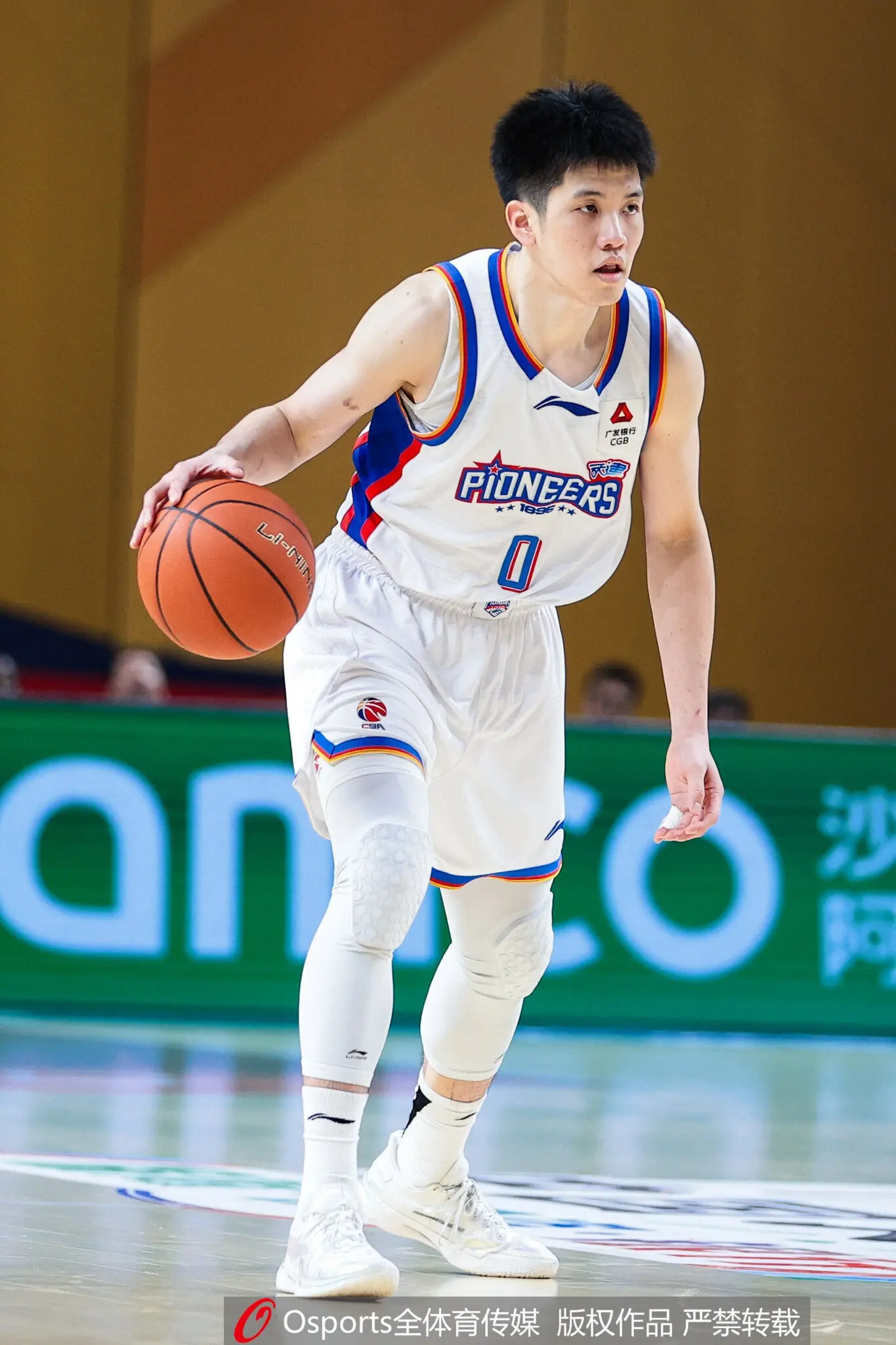 直播吧:天津男篮将给林庭谦开2年顶薪合同 但不确定后者是否接受