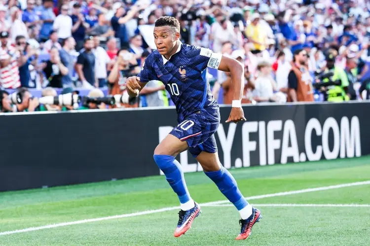 马特塔、于帕：姆巴佩仍专注世界杯 希望那个巴拉圭议员承担后果