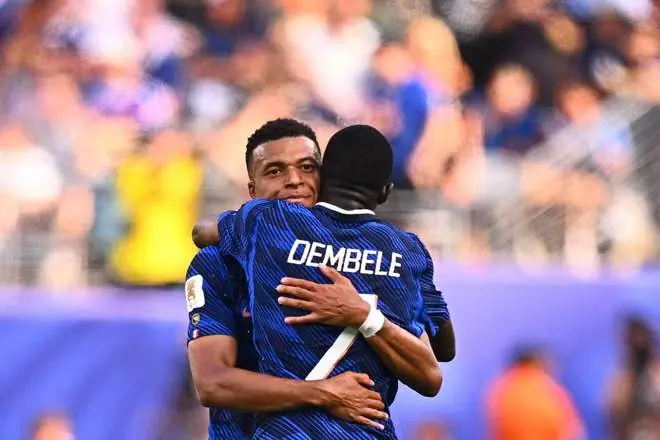 霸气尽显无人阻拦！法国3-0瑞典轻松晋级，三叉戟的威力实在强悍