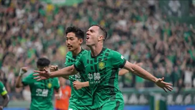 焦点大战！上海申花迎战北京国安，比赛有新状况，或对胜负有影响