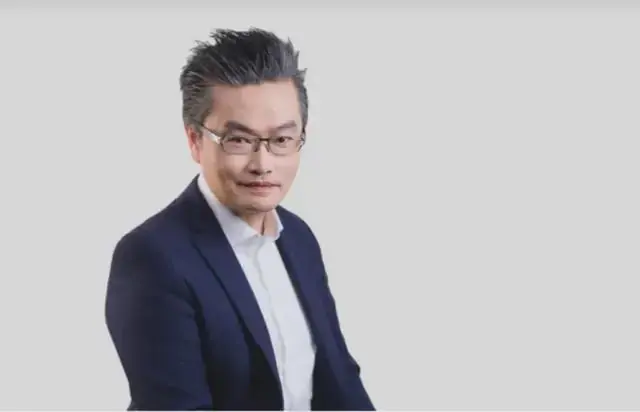 24岁博士破解AI难题，如今他的公司三年亏24亿冲IPO