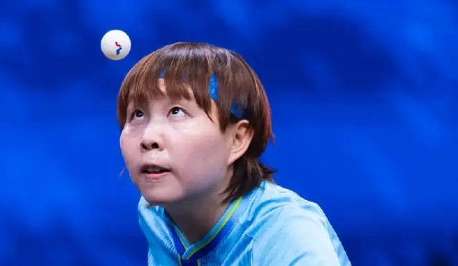 朱芊曦3-0横扫卫冕冠军，晋级女单八强，前女单世界第一爆冷出局