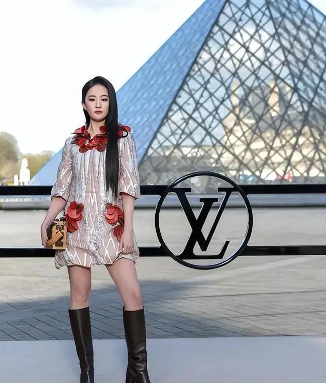 LV风波升级,市场反击来了!上海大秀遭抵制,王楚钦刘亦菲被牵连