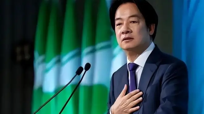 赖清德谋独挑衅，叫嚣绝不投降！没想到，解放军突然官宣重大消息